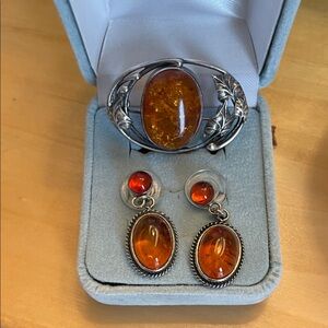 Sterling Silver Amber Brooch and Drop Earrings Set - Amber